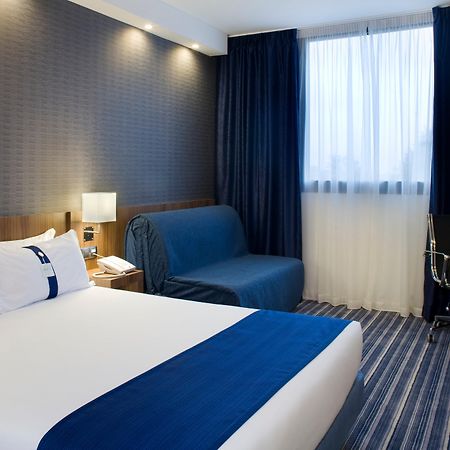 Holiday Inn Express Campo De Gibraltar-Barrios By Ihg Los Barrios Exterior photo