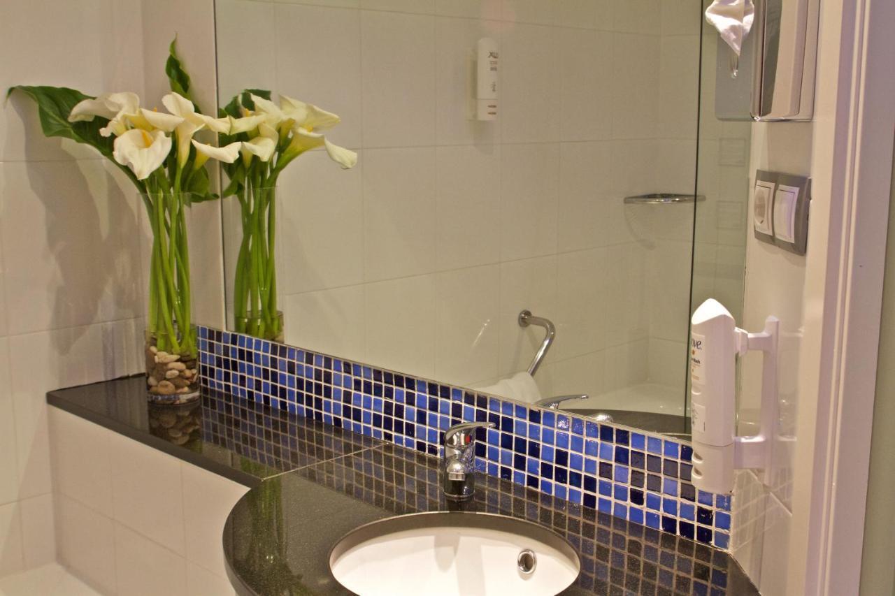 Holiday Inn Express Campo De Gibraltar-Barrios By Ihg Los Barrios Exterior photo