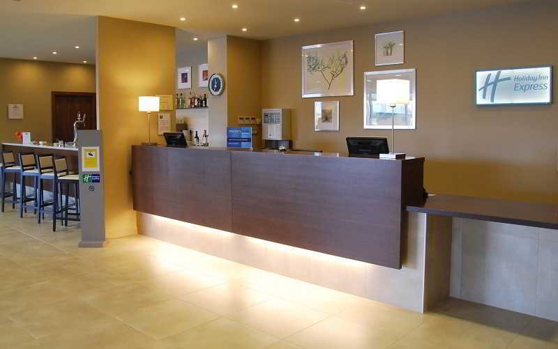 Holiday Inn Express Campo De Gibraltar-Barrios By Ihg Los Barrios Exterior photo