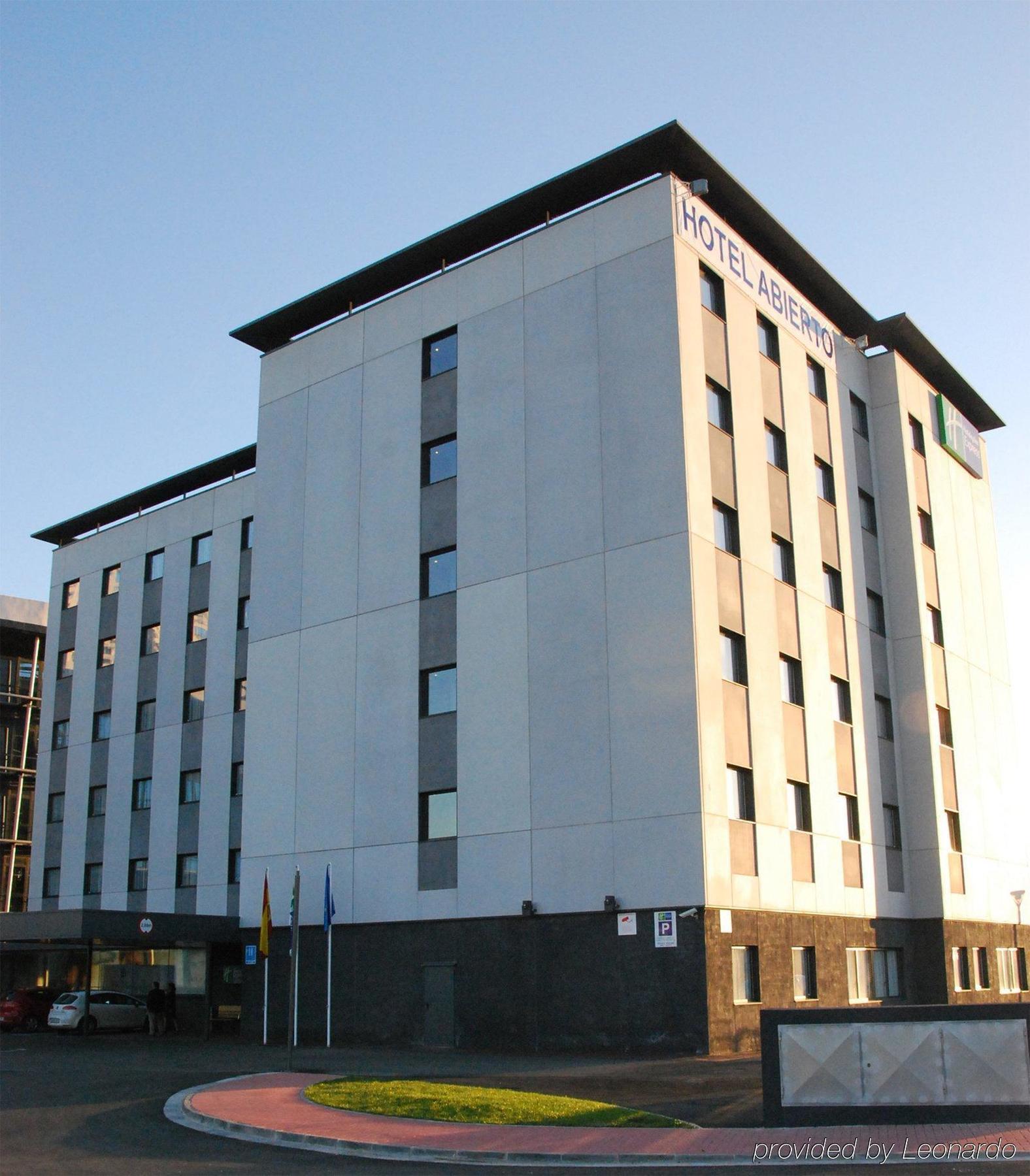 Holiday Inn Express Campo De Gibraltar-Barrios By Ihg Los Barrios Exterior photo