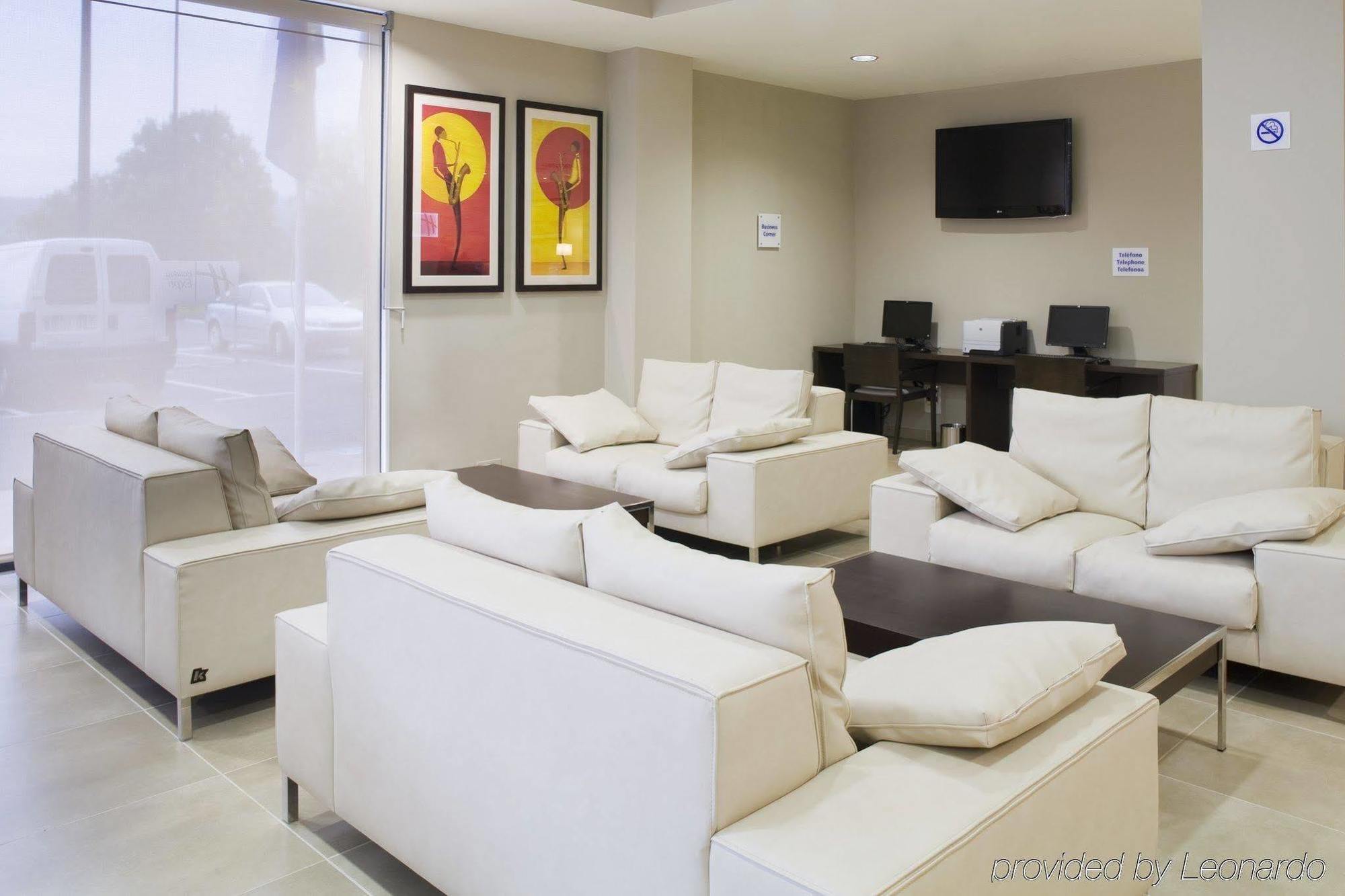 Holiday Inn Express Campo De Gibraltar-Barrios By Ihg Los Barrios Interior photo